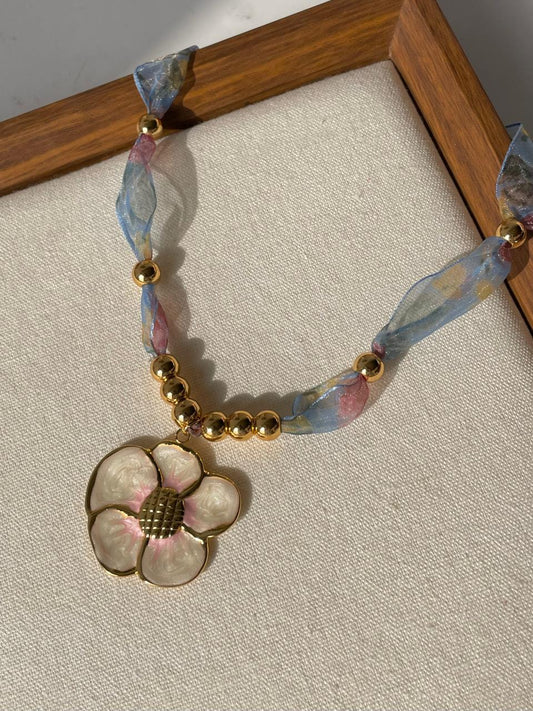 Ivory Elegance Ribbon Necklace