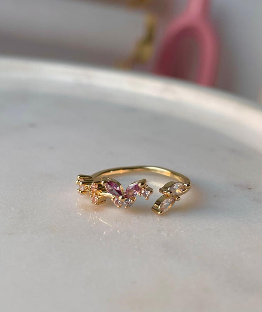 Gardenia Twinkle Ring