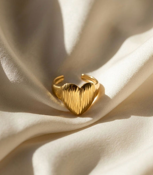 Lumos Heart Ring
