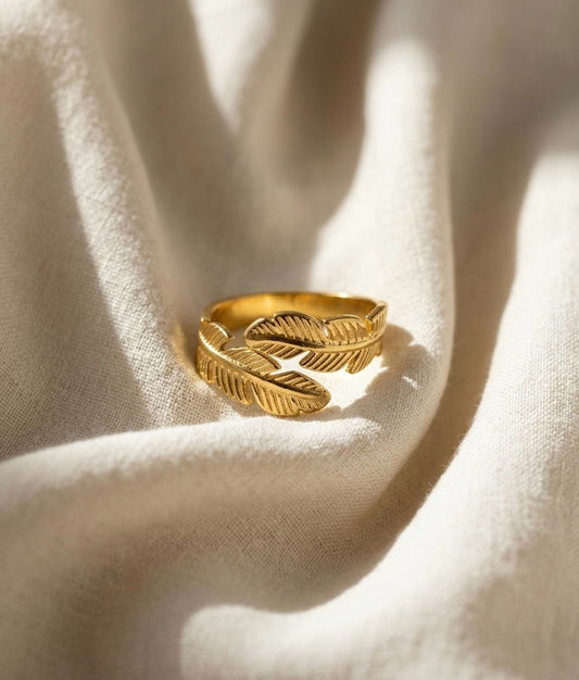 Leafy Silhouette Ring
