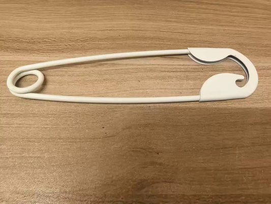 Viral Giant Safety Pin Hair Clip