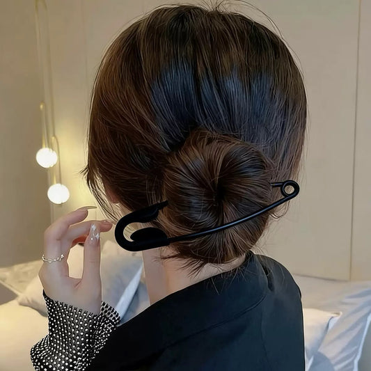 Grande’ Safety Pin Hair Clip