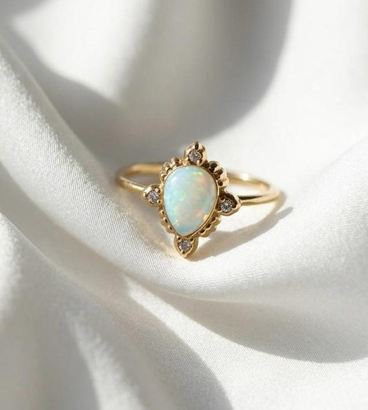 Audrey Vintage Ring