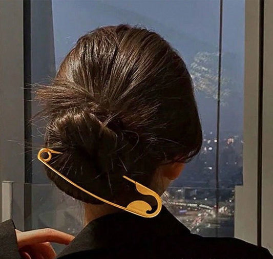 Current Obsession! Safety Pin Hair Clip