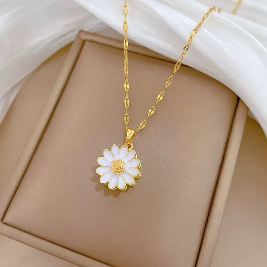 Will you be my Daisy? Necklace