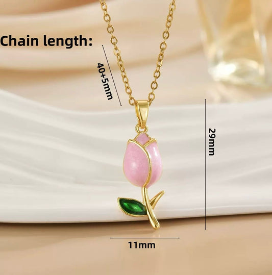 Girl who loves pink! Necklace