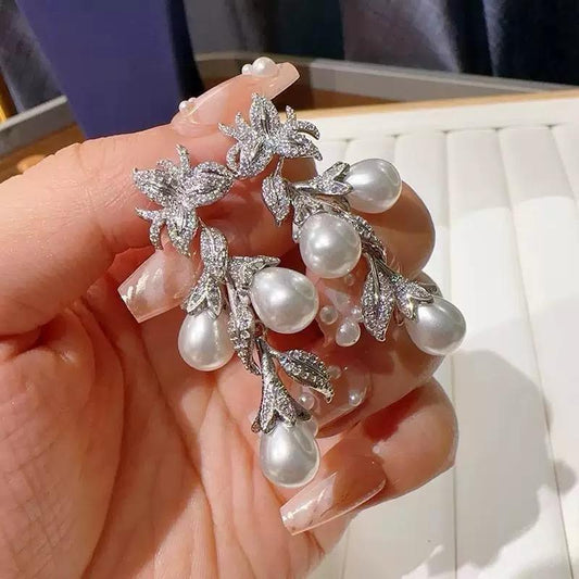 Fairy Haze Pearl Earrings