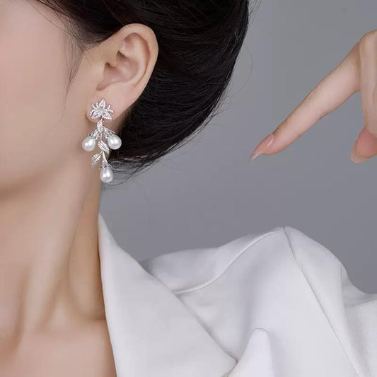 Fairy Haze Pearl Earrings