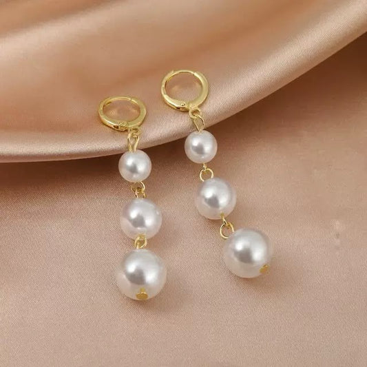 Chandelier Cascade Pearl Drop Huggies