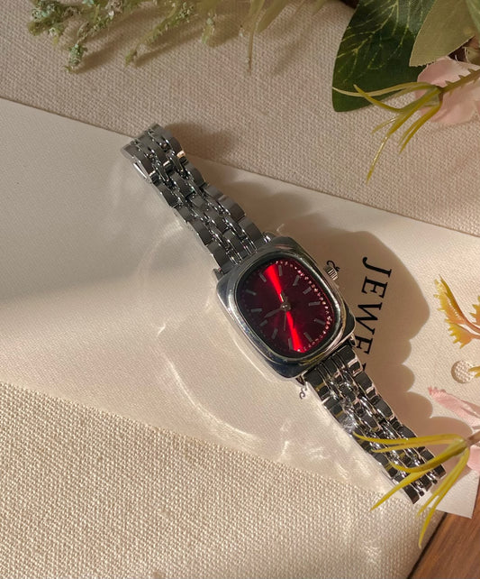 Midnight Scarlet Link Watch