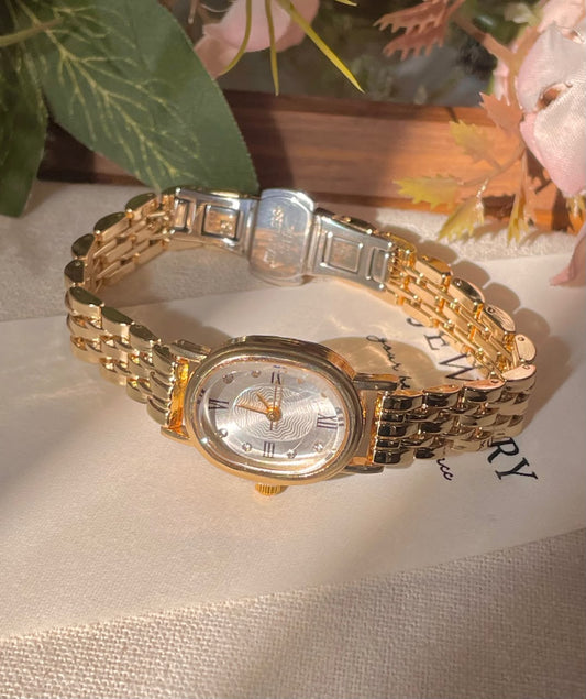 Aura Oval Vintage Watch