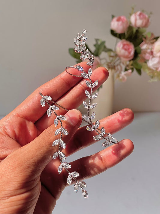Seraphina Vine Hand Veil