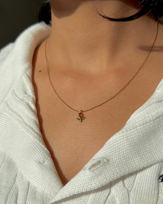 Princess Treatment Tulip Necklace