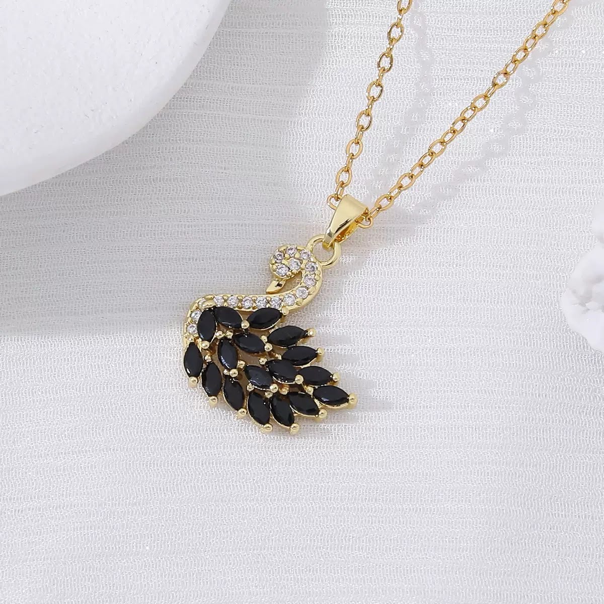 Black Grace Swan Necklace – Jewelsmars