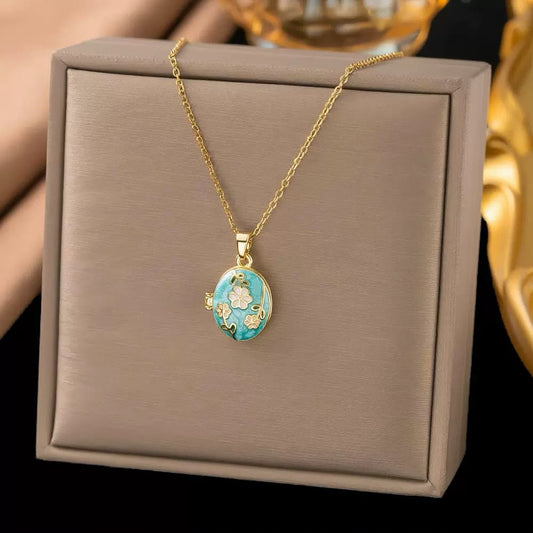Daydream Floral Locket Necklace
