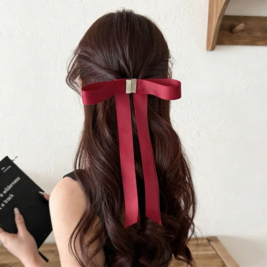 Satin Silhouette Bow Clip (magnetic