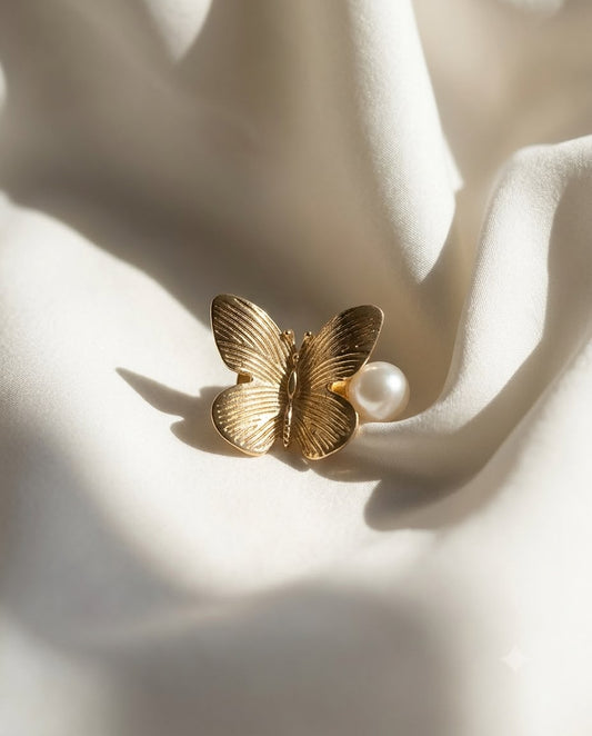 The Golden Mariposa Hair Clip