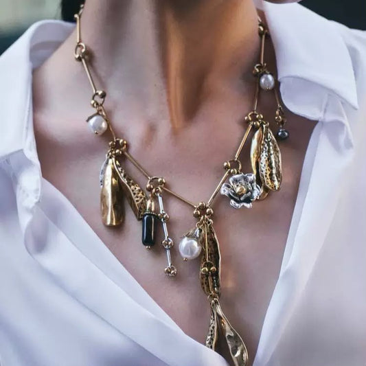 Dark Roman Pearl Necklace