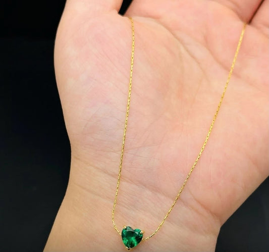 Heart Whisper Green Necklace