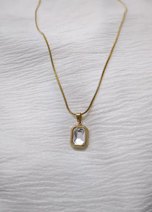 Squared Charm Radiance Necklace