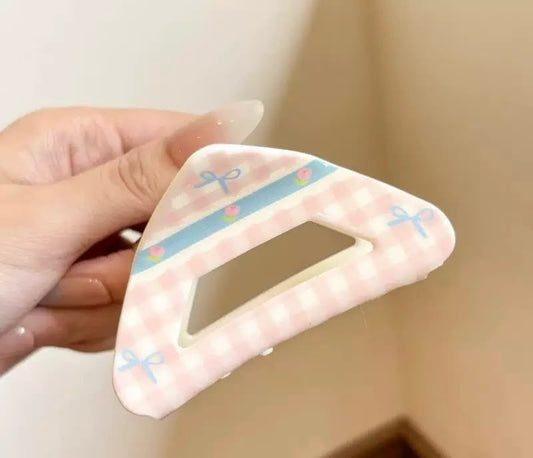 Coquette-Girl Bow Triangular Claw Clip