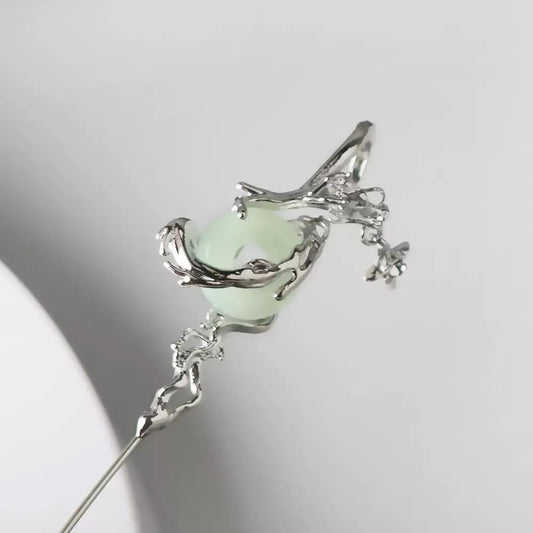 Dragon’s Embrace Earcuff