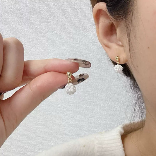 Pretty Pearl Cluster Dainty Earrings