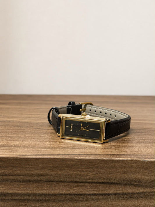Noir-hour Classy Rectangular Watch