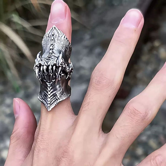 Monstrous Red Gaze Knuckle Ring