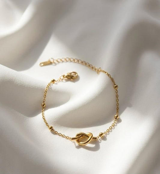 Ever-Knot Bracelet