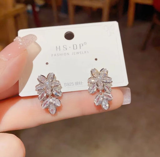 Sweet sparkle Blossom Earrings