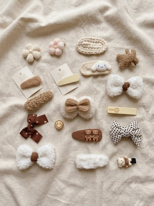 Gilmore Girls Hair Clips (Pack of random 2 clips)