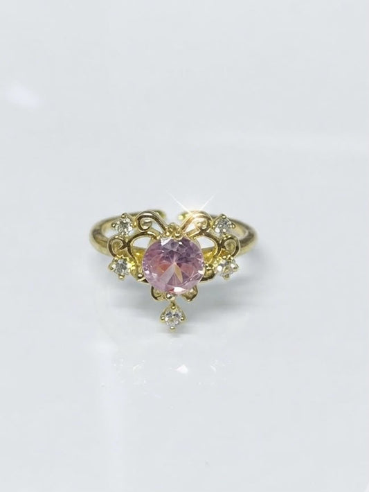 Vintage Crest Princess Ring