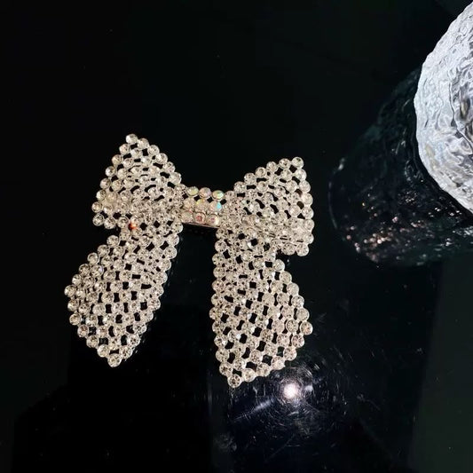She’s Stunning! Bow Hair Clip