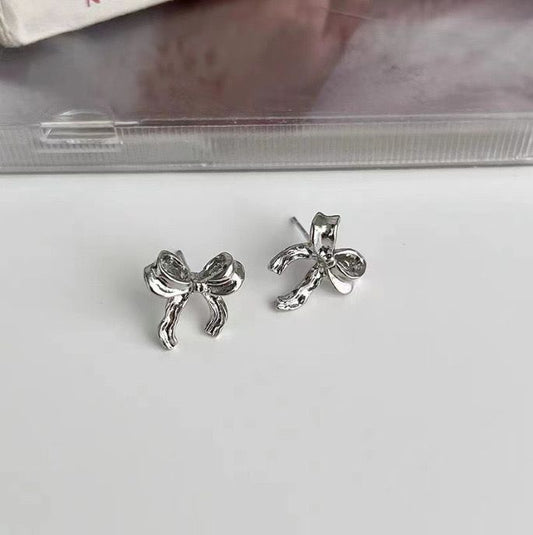 Mini Bow Earrings- silver