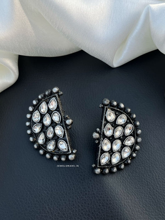 Ashnoor Earrings