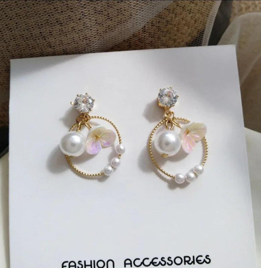Korean Dreamy Pearl Flower Earrings